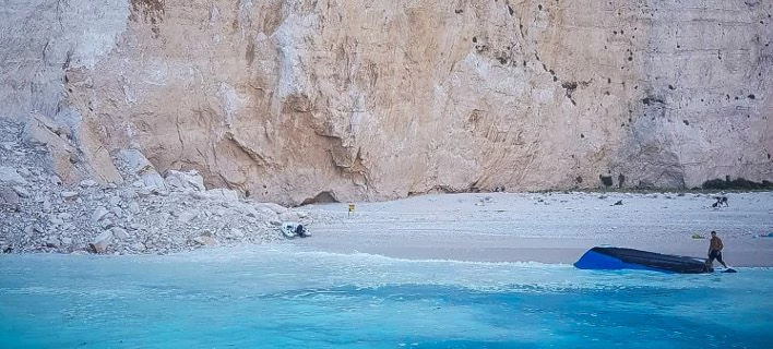 SOS Λέκκα μετά την κατολίσθηση στο «Ναυάγιο»: Επικίνδυνες άλλες 7 παραλίες